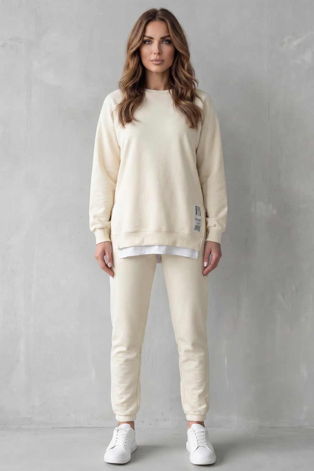 Cuffed ankle detail on the mid-rise joggers