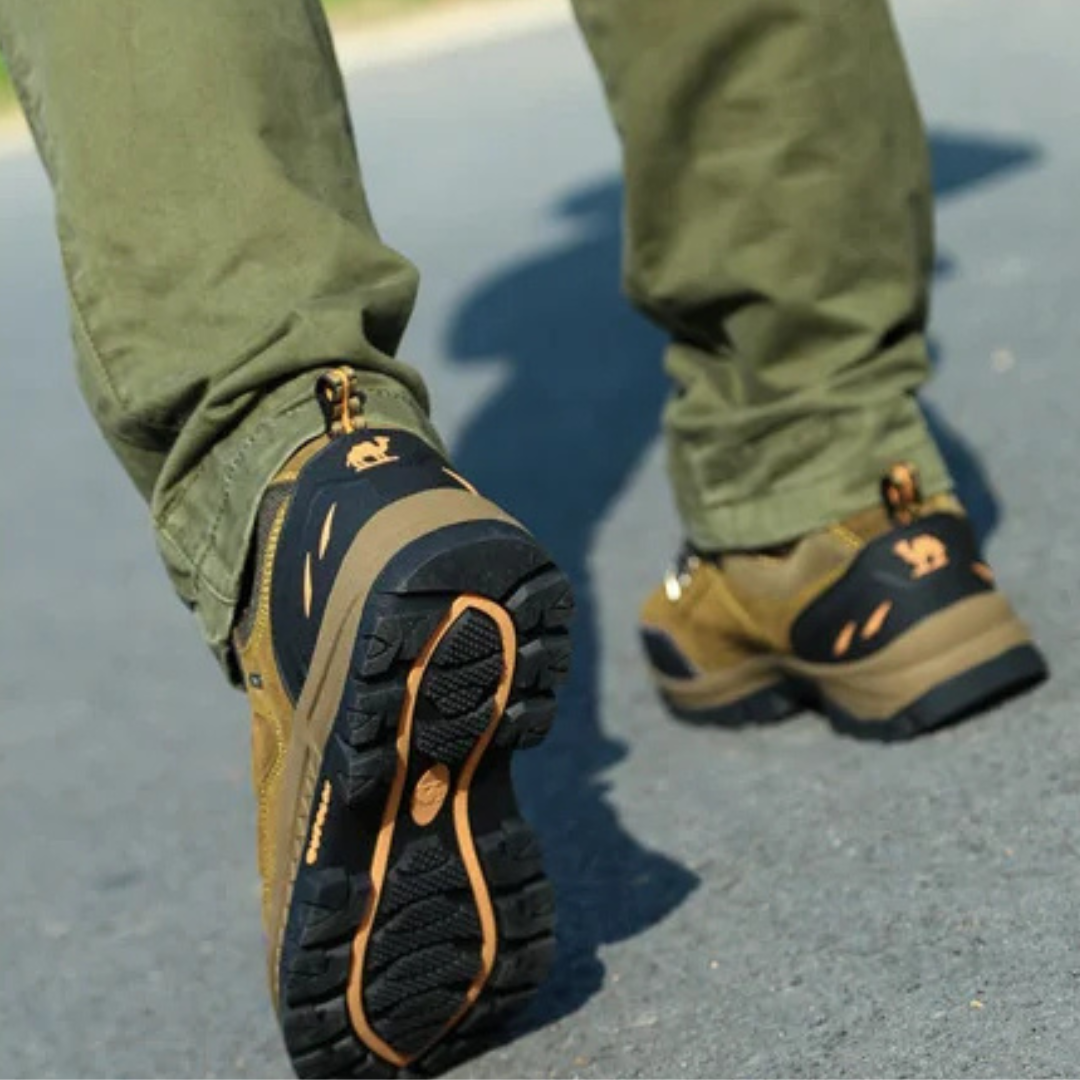 Women's Mid-Cut Waterproof Hiking Boots - Camel