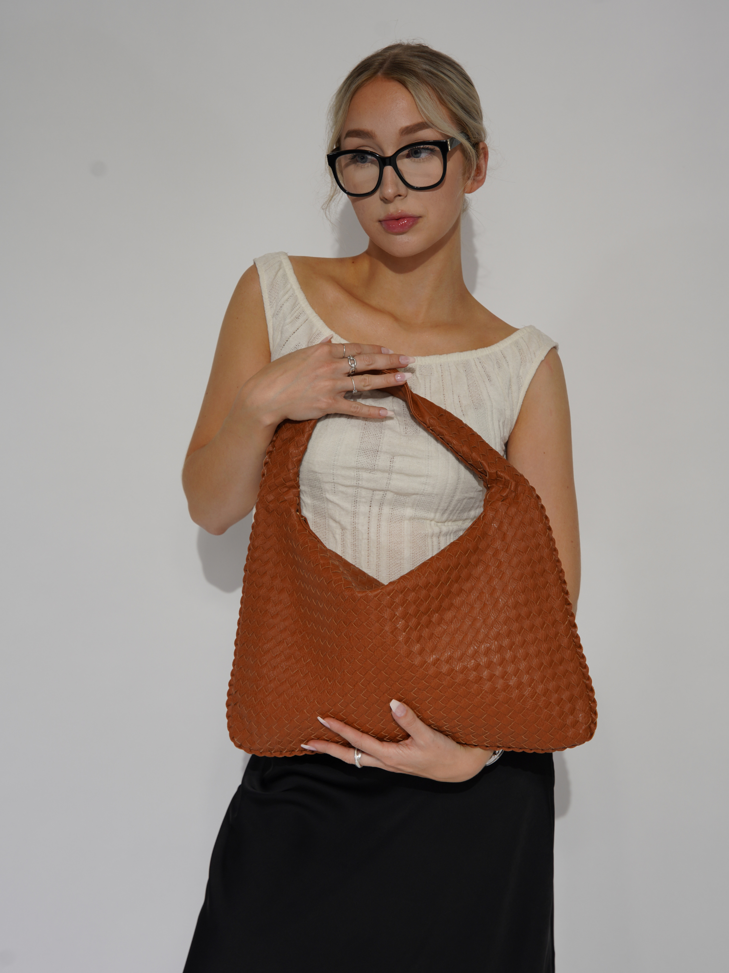 Women's Woven Leather Hobo Bag – Large Everyday Shoulder Bag | Samara