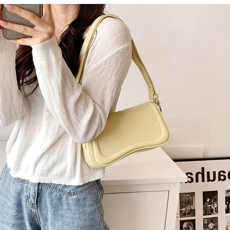Women's Leather Flap Crossbody Bag with Adjustable Strap | Cadence