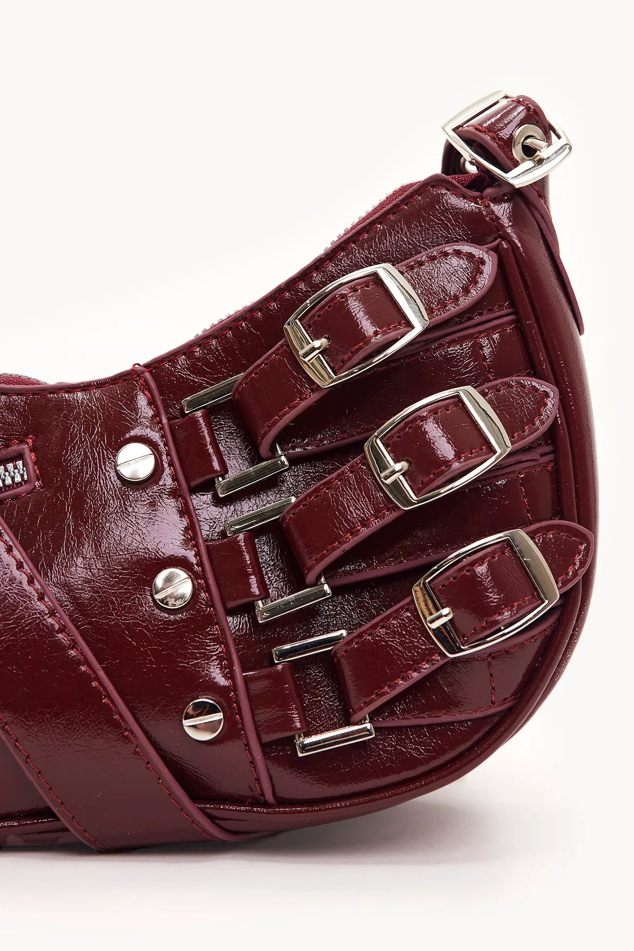 Women's Buckle Leather Shoulder Bag – Vintage Everyday Handbag | Odessa