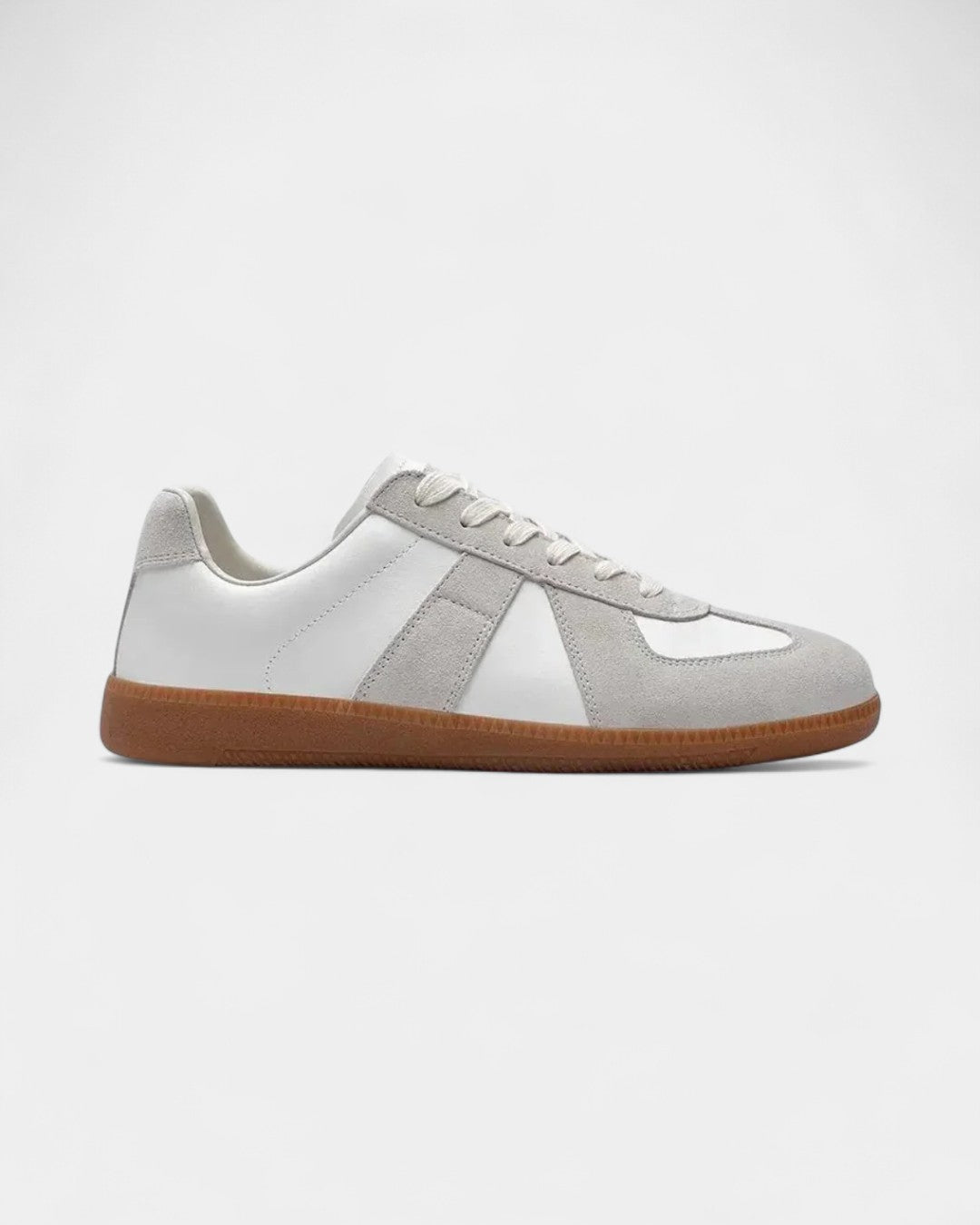 Leather Low-Top Sneaker - White