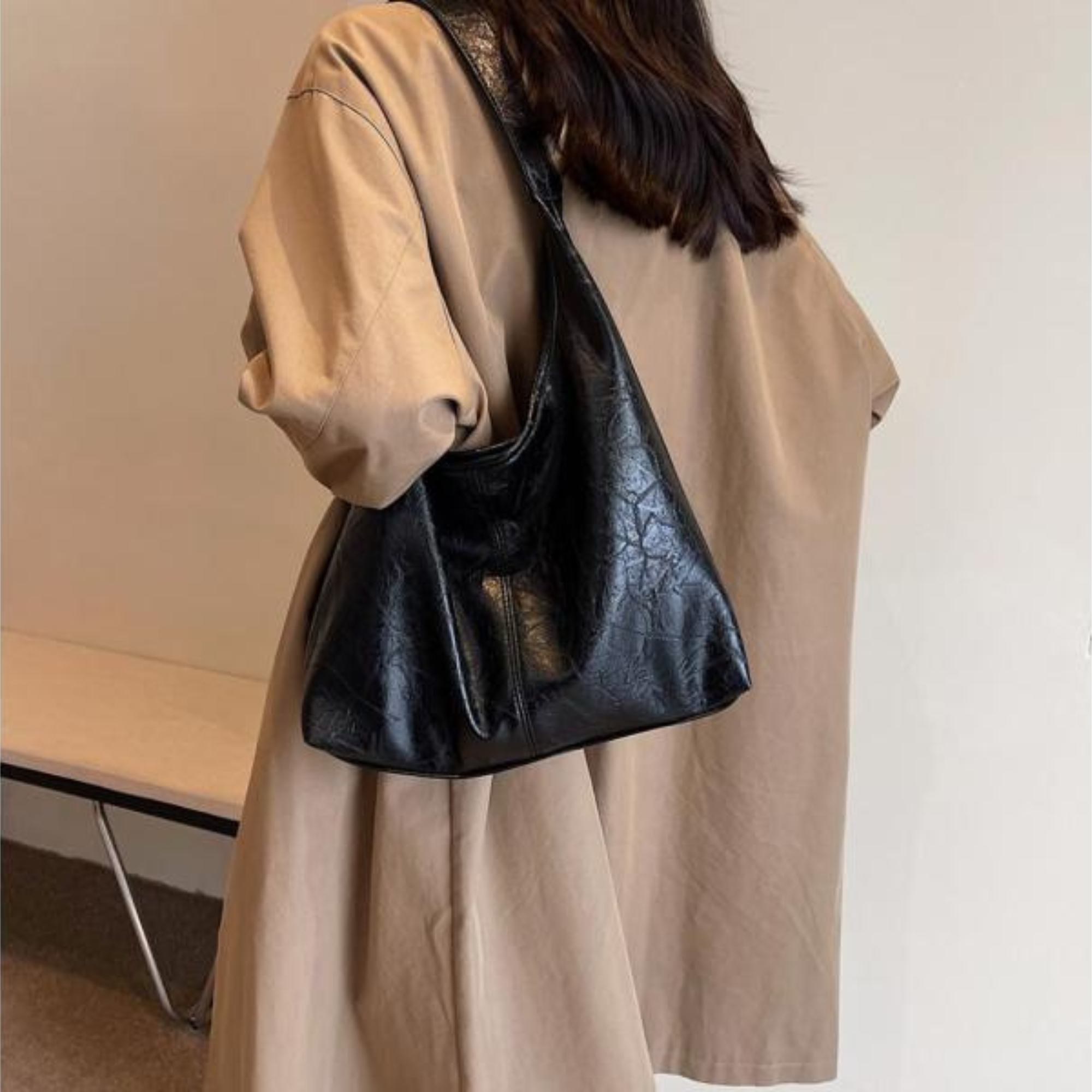 Vintage-Inspired Distressed Leather Tote | Kairi