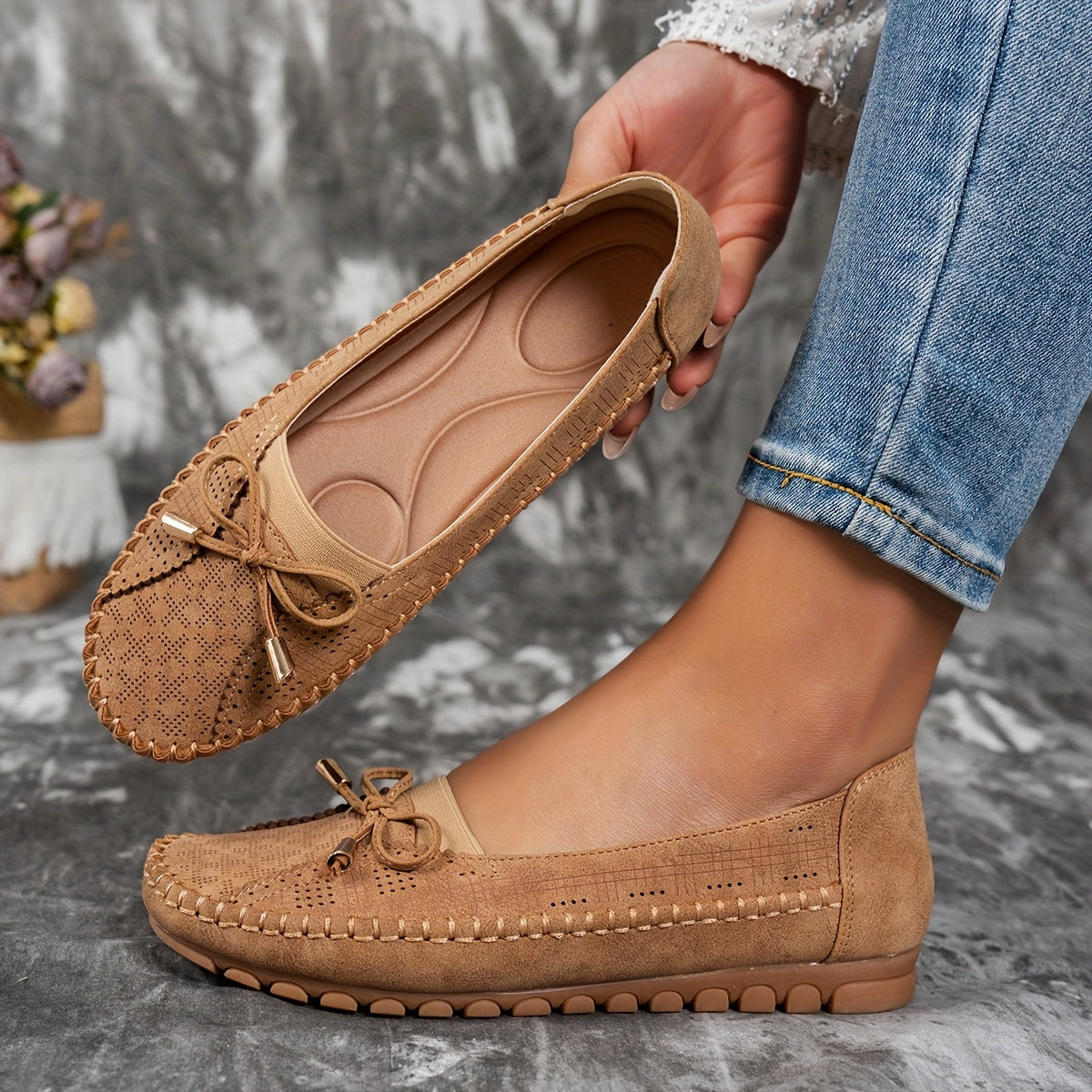 Women's Bow Detail Comfort Loafers - Sabine