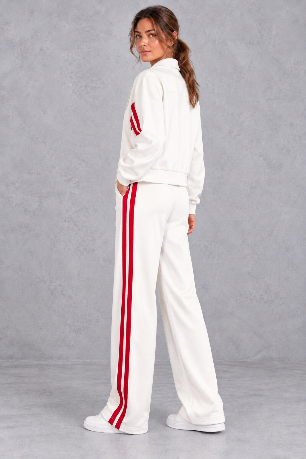 Contrast stripe detail down the wide leg joggers