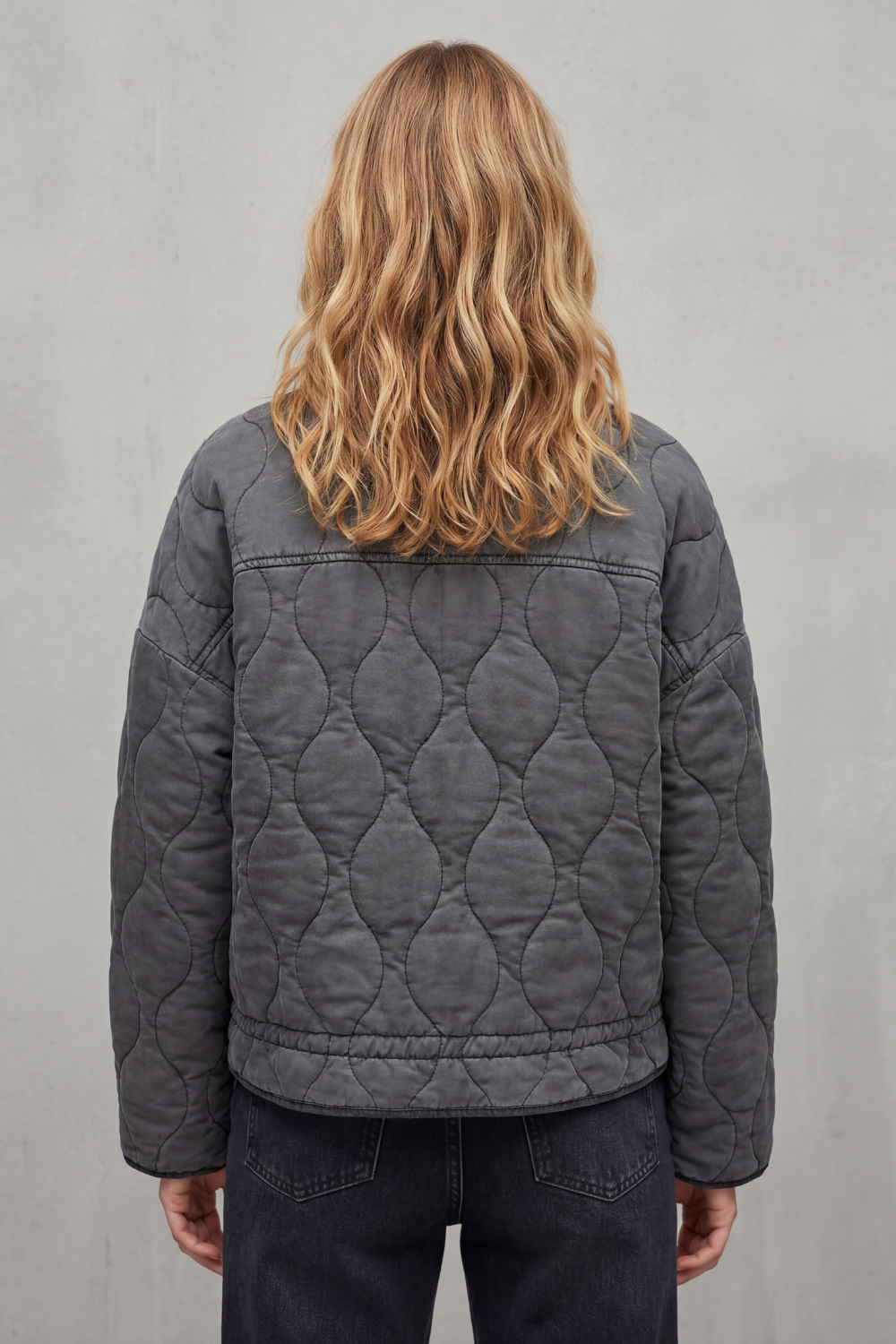 Women's Quilted Puffer Jacket with Stylish Silhouette - Cavelline