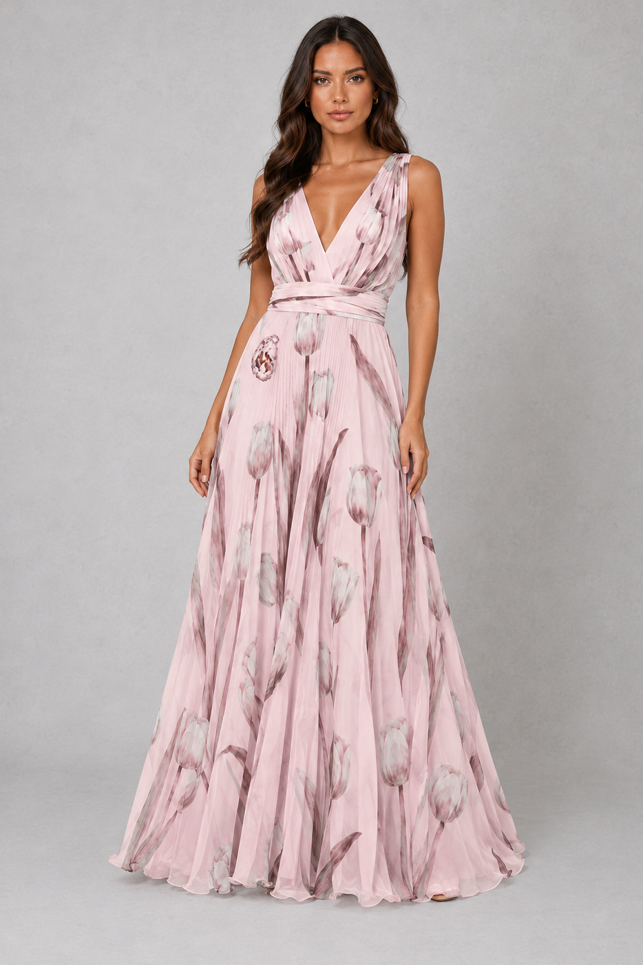 Womenโs floral V-neck maxi dress with sleeveless design, cinched waist and flowing full-length skirt for weddings and elegant occasions.
