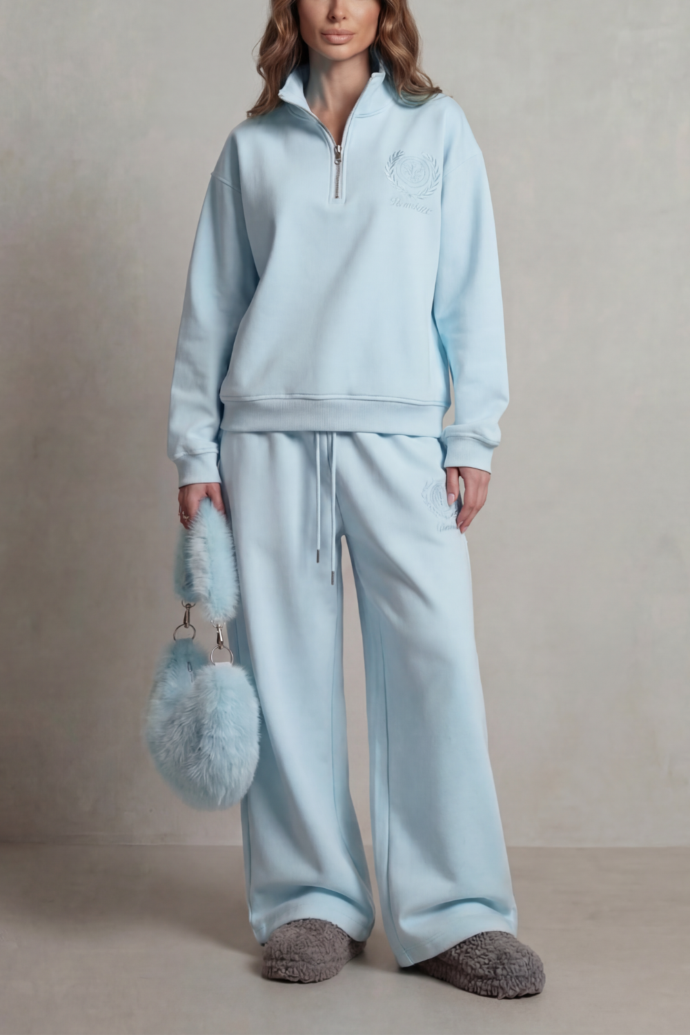 Detail of the elastic waist on the wide-leg lounge pants