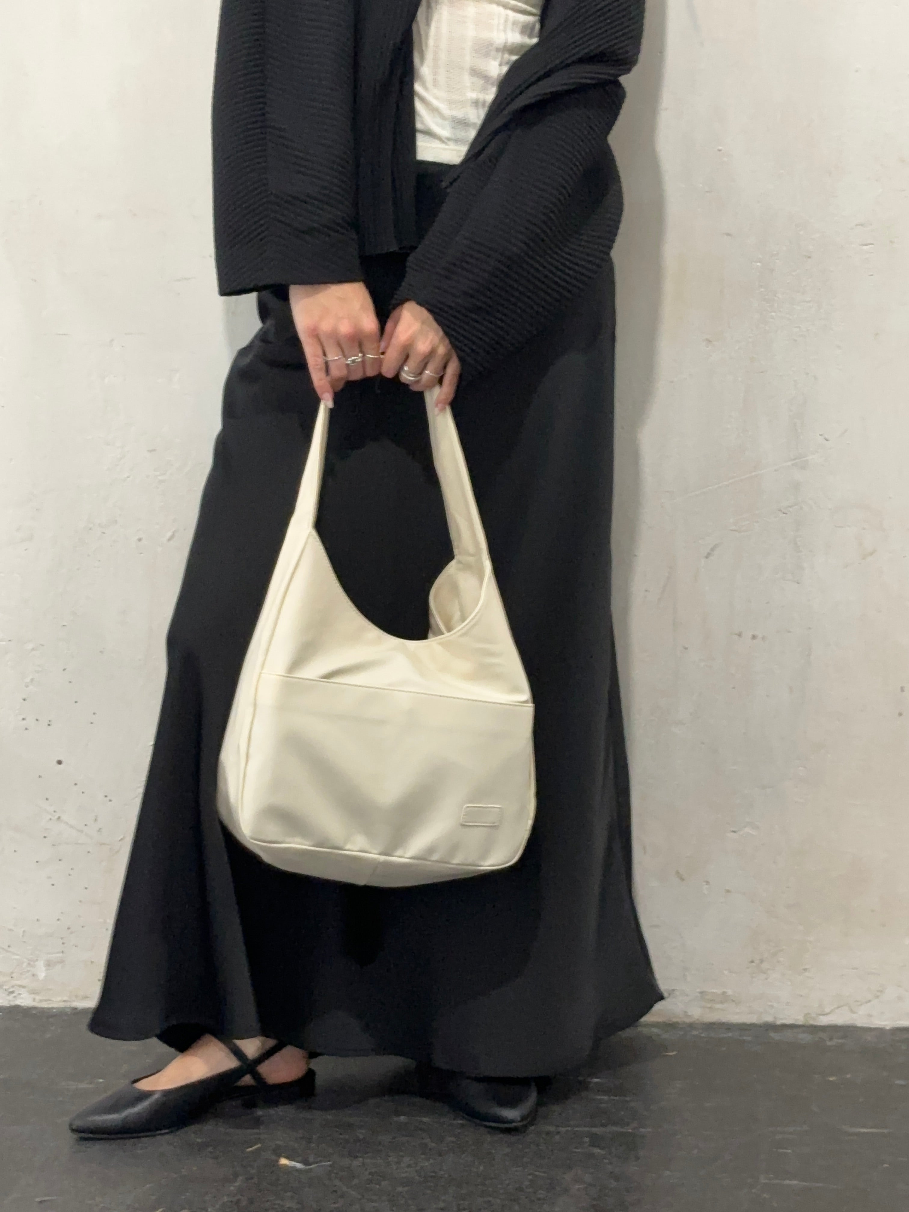 Daily Zip Bag | Zara