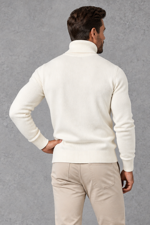 Men's Fine-Knit Turtleneck Sweater – White