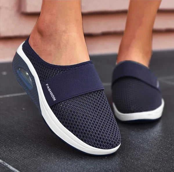 Women's Cozy Wedge Heel Sandals - Compa