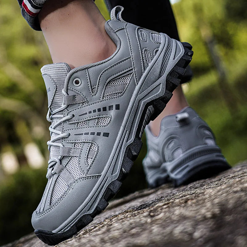 Women's Durable Outdoor Hiking Shoes - Xtra Trail