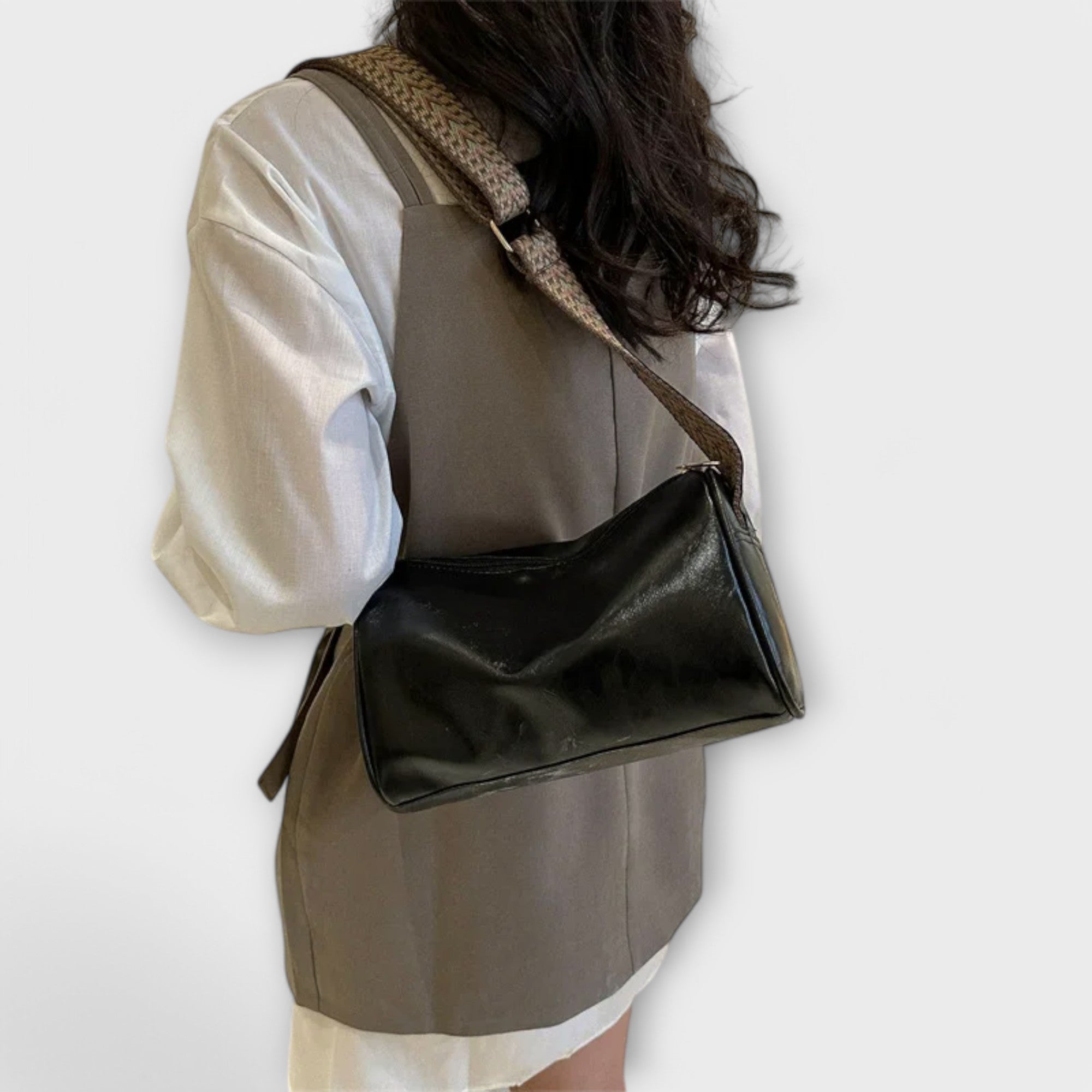 Women's Vintage Crossbody Bag – Adjustable Strap | Xylo