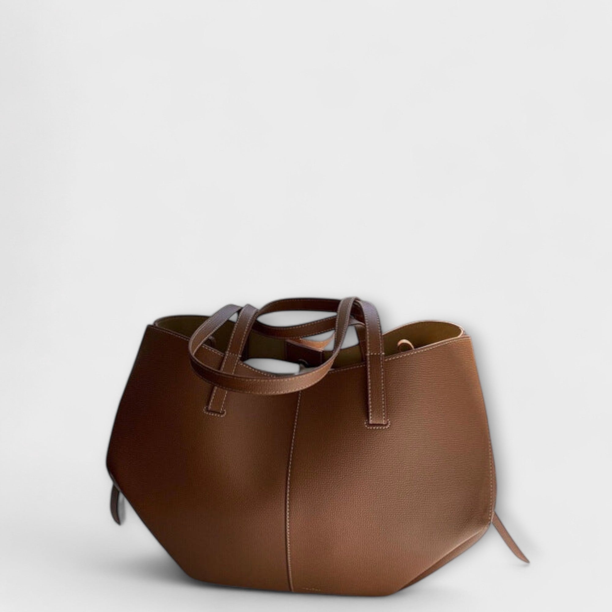 Women's Vintage Leather Tote Bag – Large Everyday Shoulder Bag | Naeva