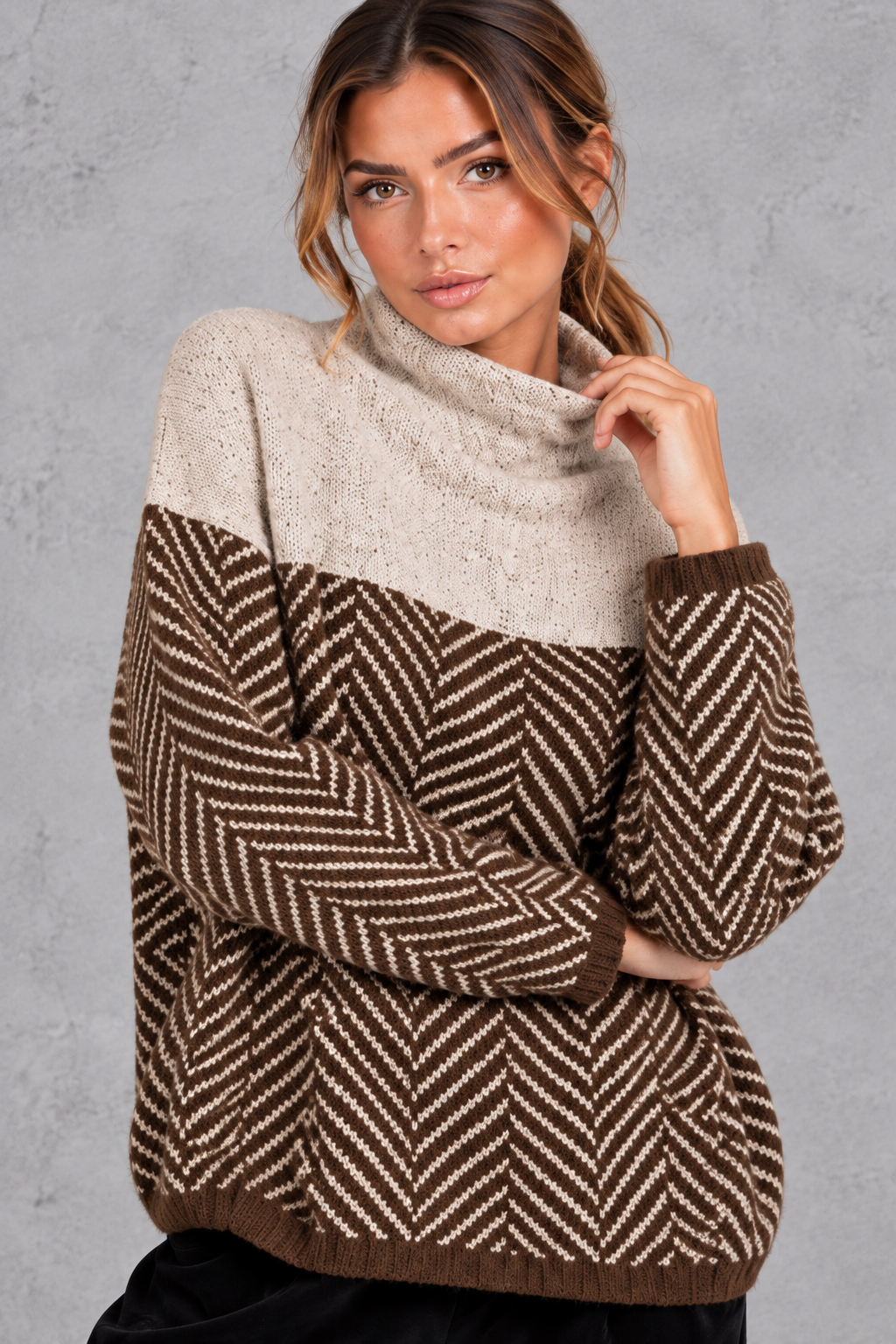 Women's Chevron Knit Mock Neck Sweater – Brown