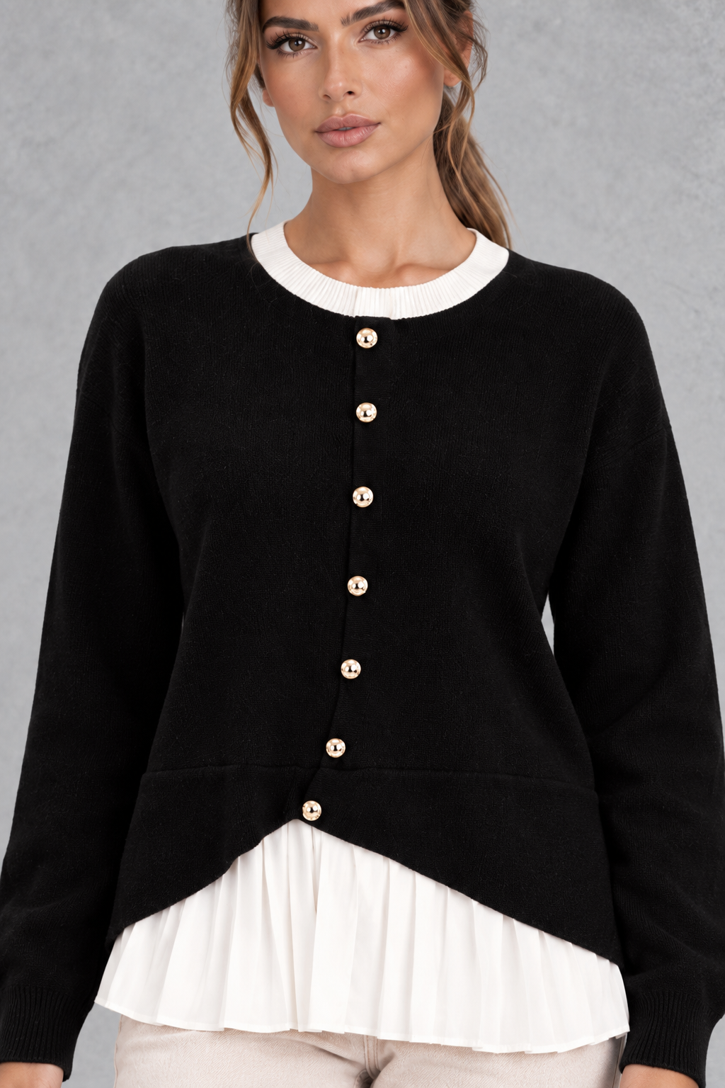 Layered cardigan with white pleated hem in beige