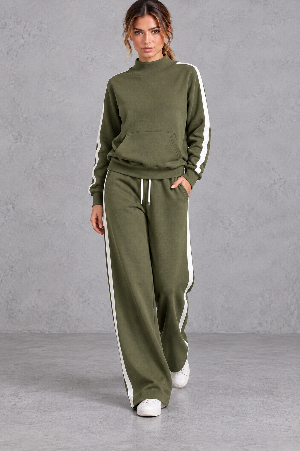 Relaxed fit of the two-piece sweatsuit, full-length view