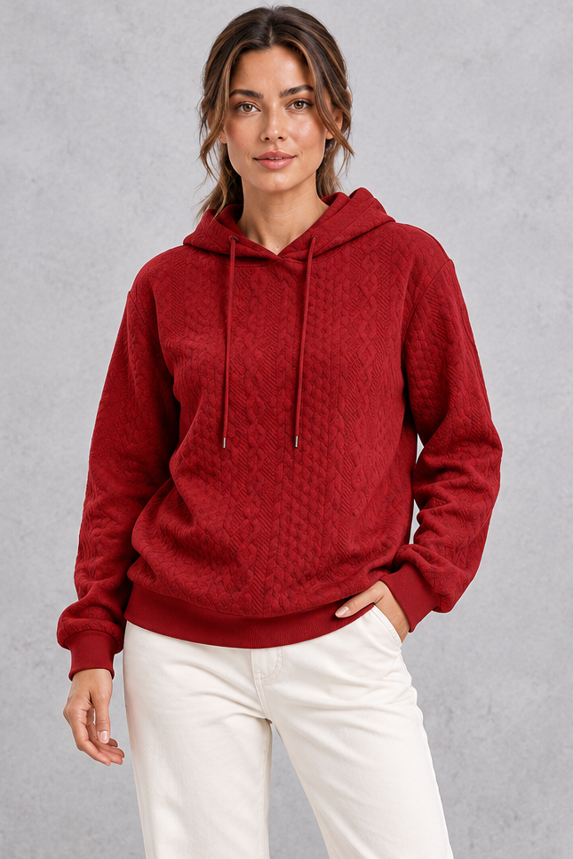 Cable knit hoodie in burgundy