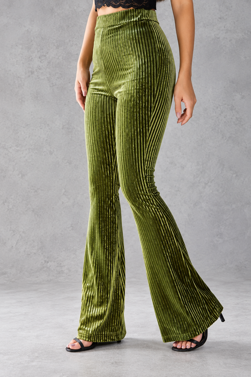 Women's Velvet-Look Flared Pants – Olive