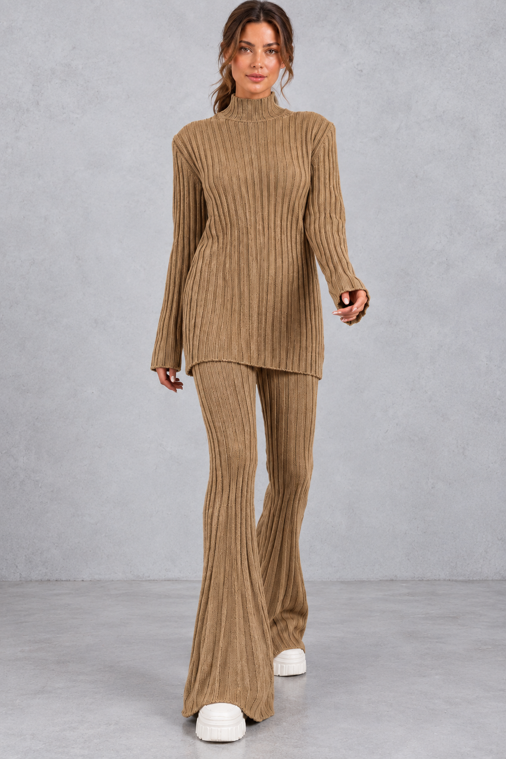 Women's Ribbed Turtleneck & Flared Pants Set – Brown