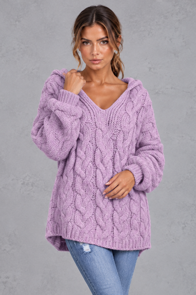 Cable knit hooded sweater in burgundy