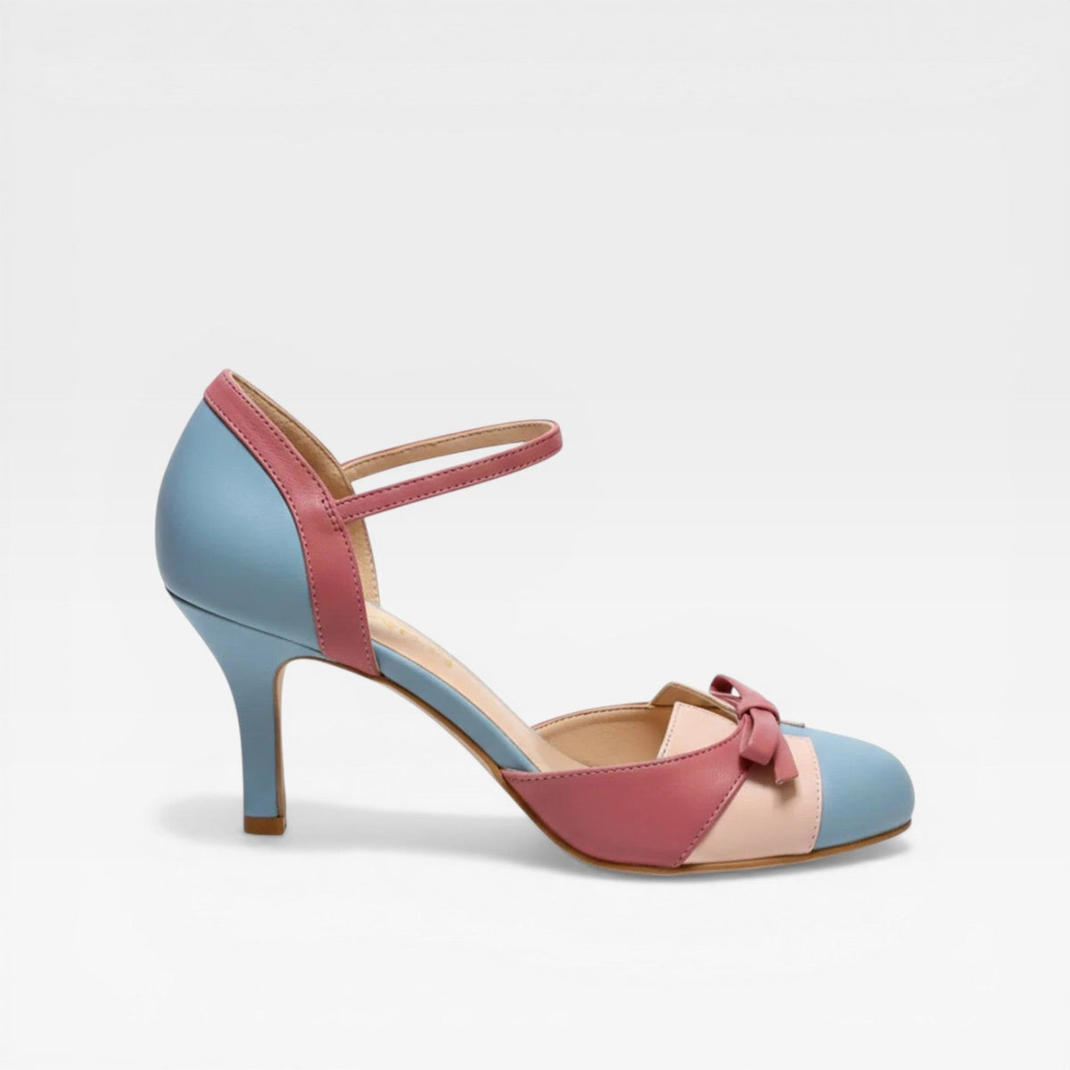Women's Two-Tone Mary Jane Low Heel Pumps – Vintage Style | Frensham