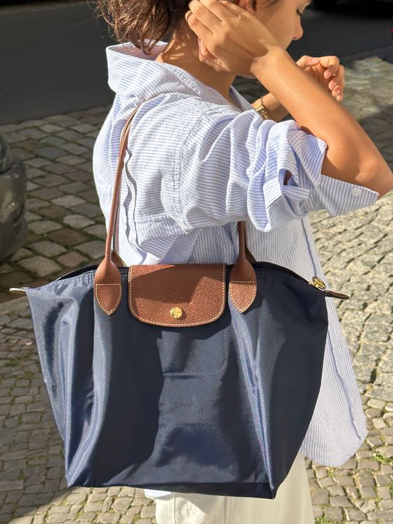 Chic Urban Shoulder Bag | Naomi