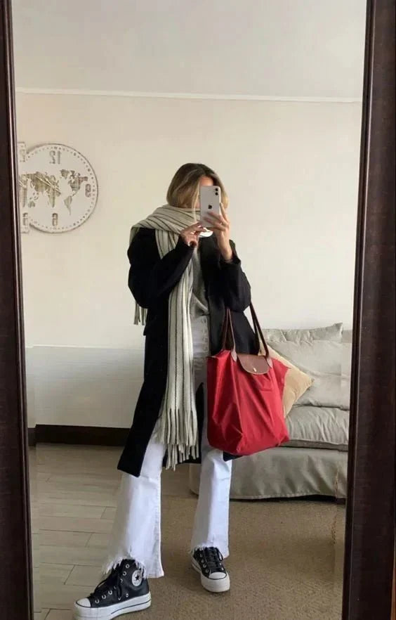 Chic Urban Shoulder Bag | Naomi