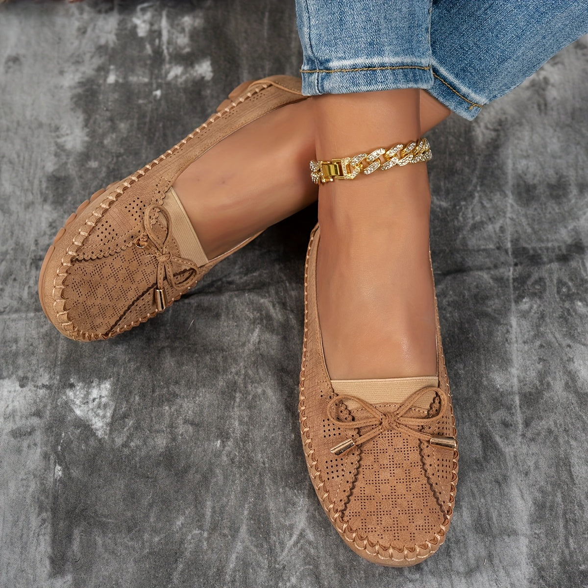 Women's Bow Detail Comfort Loafers - Sabine