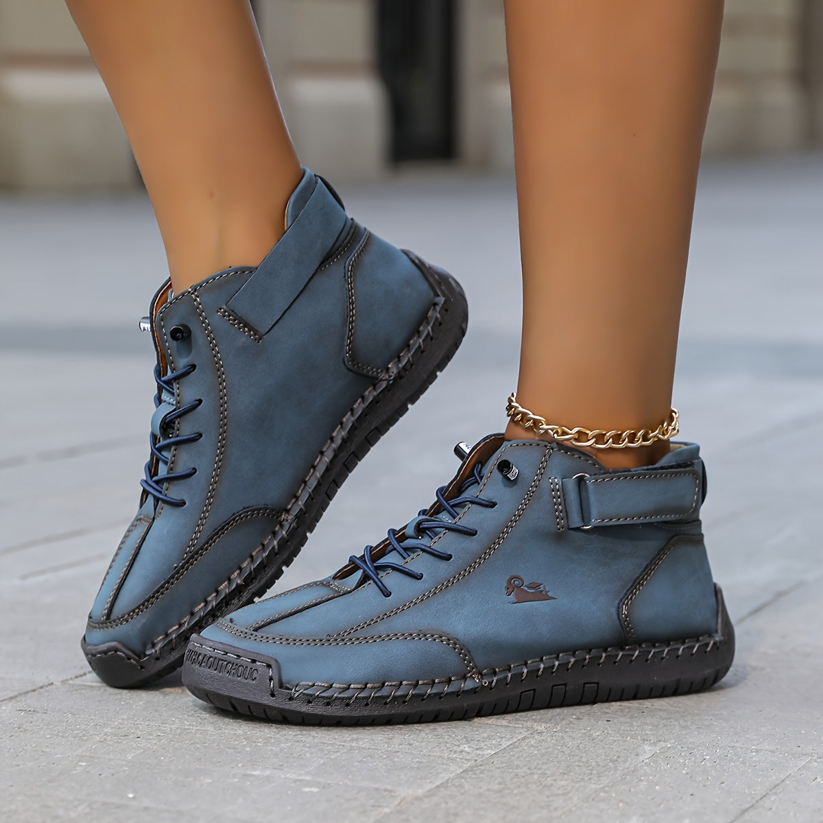 Women's Cozy Ankle-Height Sneakers - Lola