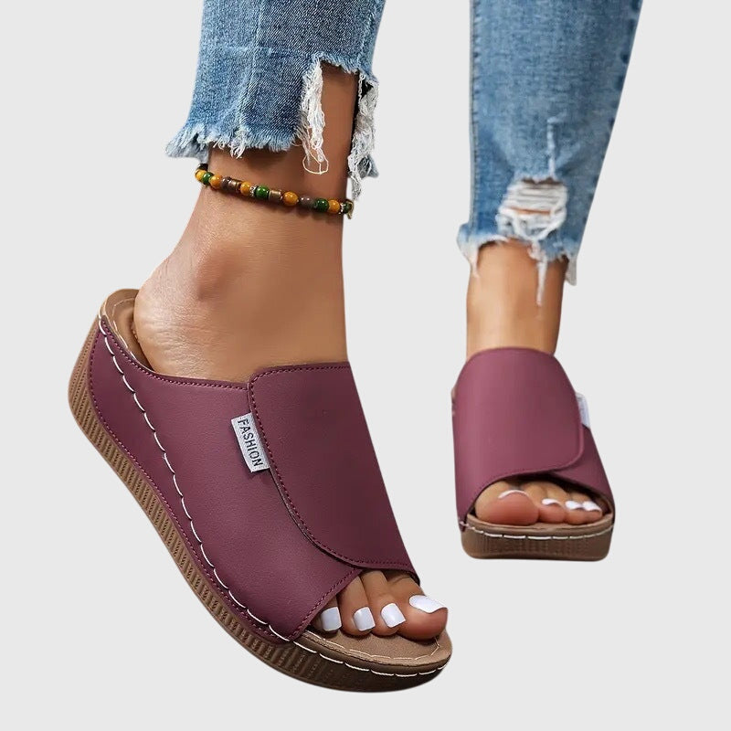 Women’s arch support sandals with cushioned footbed and straps