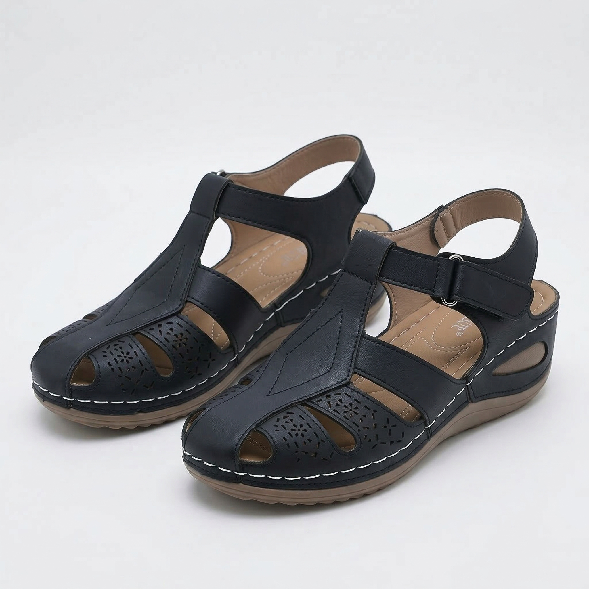 Women's Breezy Lightweight Comfort Sandals - Liva