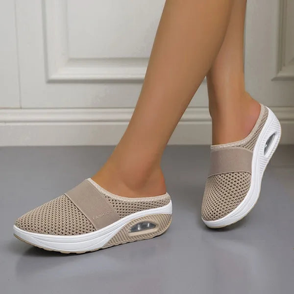 Women's Cozy Wedge Heel Sandals - Compa