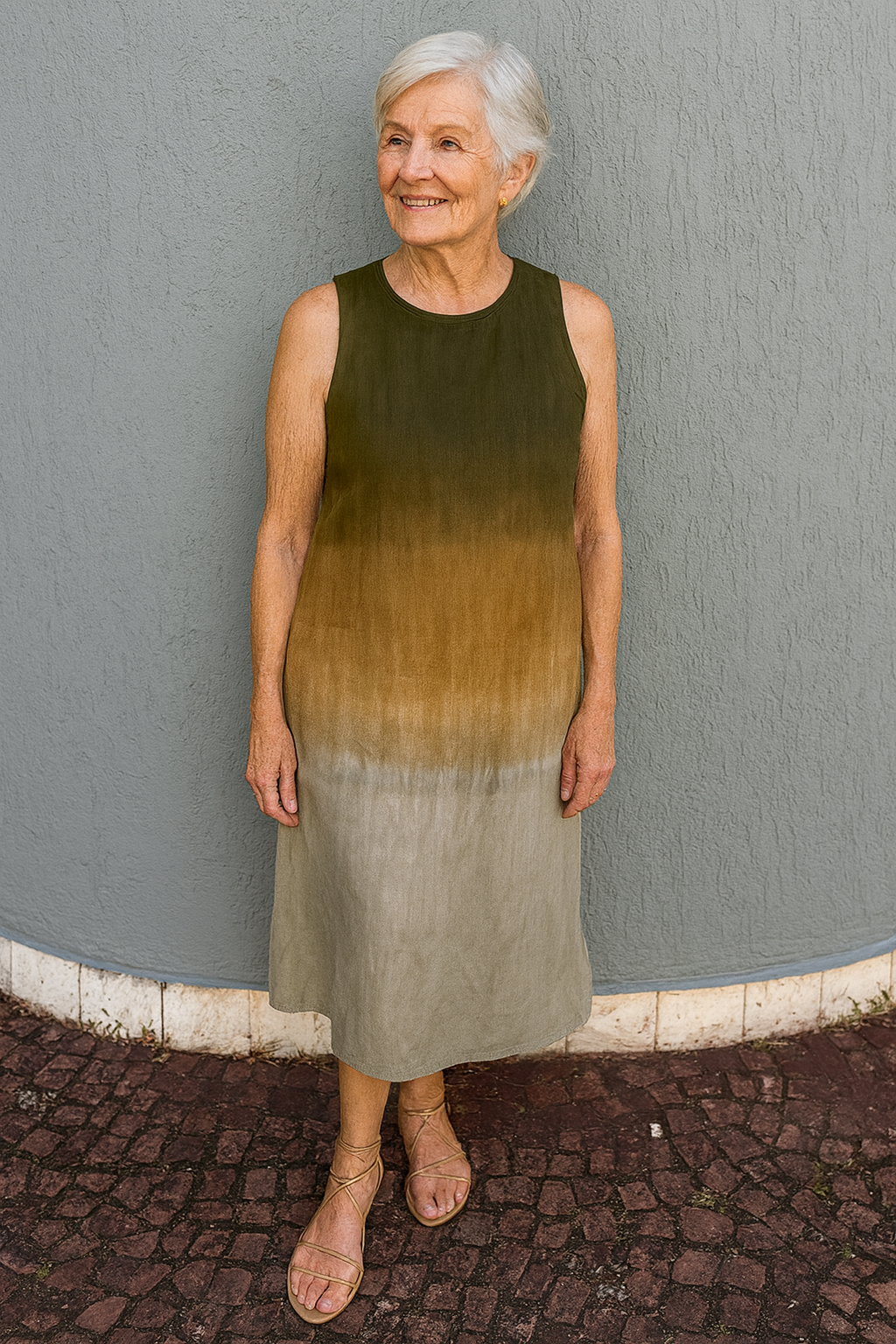 Women’s printed maxi dress with relaxed fit and flowing silhouette.