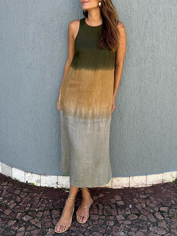 Women’s printed maxi dress with relaxed fit and flowing silhouette.