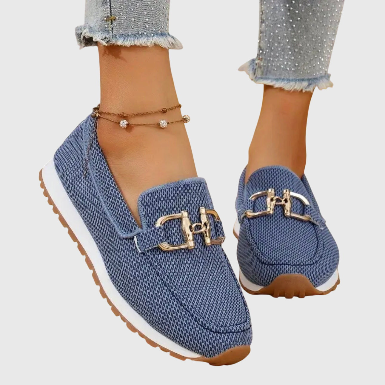 Women’s summer loafer sneakers with cushioned insole, slip-on design, and subtle gold detail for comfortable everyday wear.
