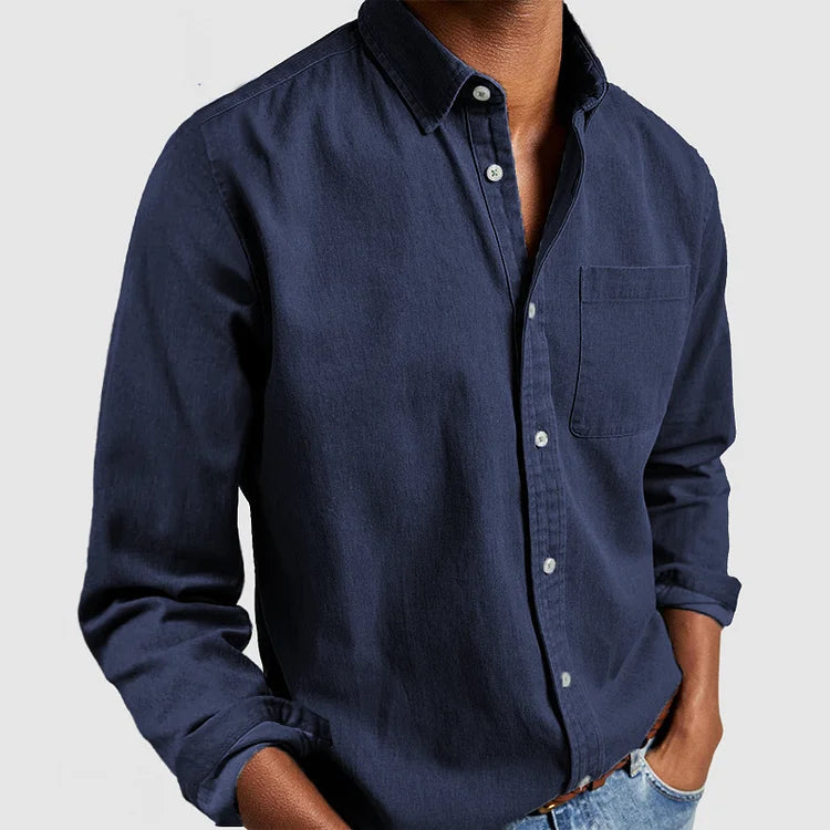 Men's casual denim button-down shirt in soft cotton blend