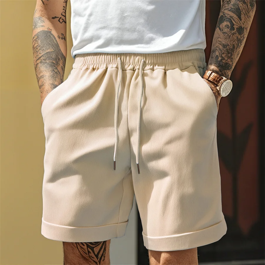 Menโs relaxed elastic waist shorts with drawstring metal tips turn up hem and side pockets for casual summer wear