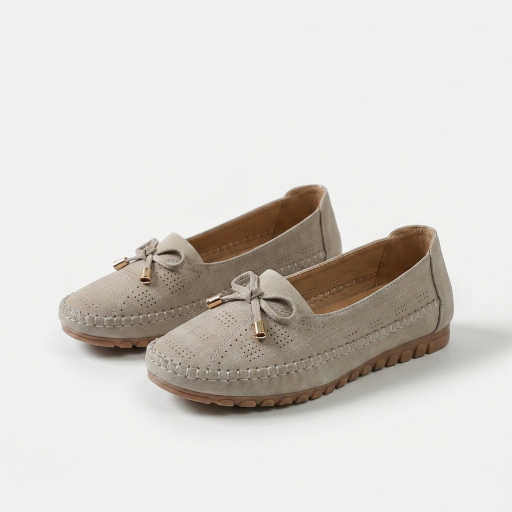 Women's Bow Detail Comfort Loafers - Sabine