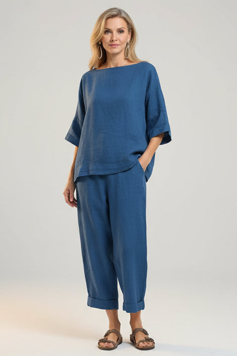 Women’s casual summer two-piece set with lightweight fabric and relaxed fit co-ord outfit for warm weather