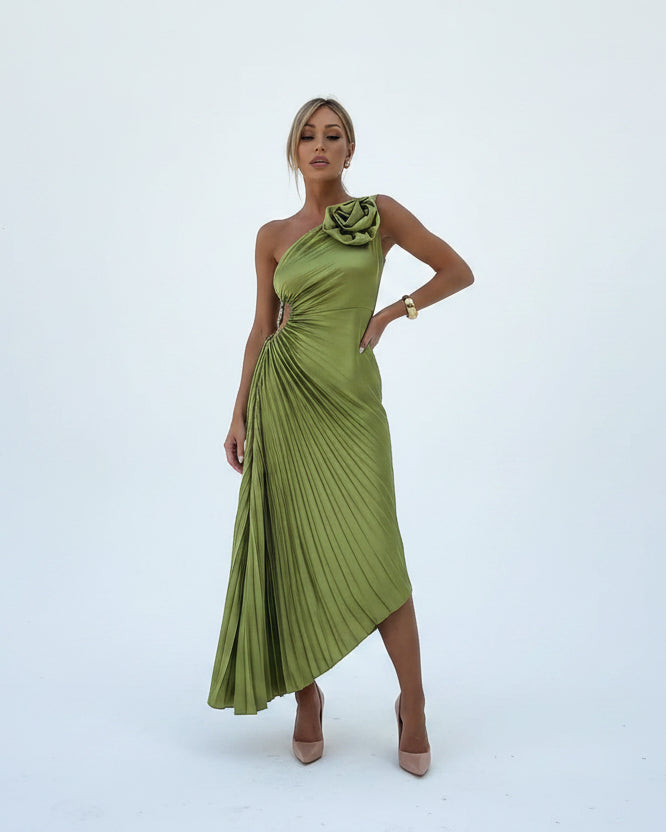 Women’s one-shoulder floral midi dress with flowing skirt