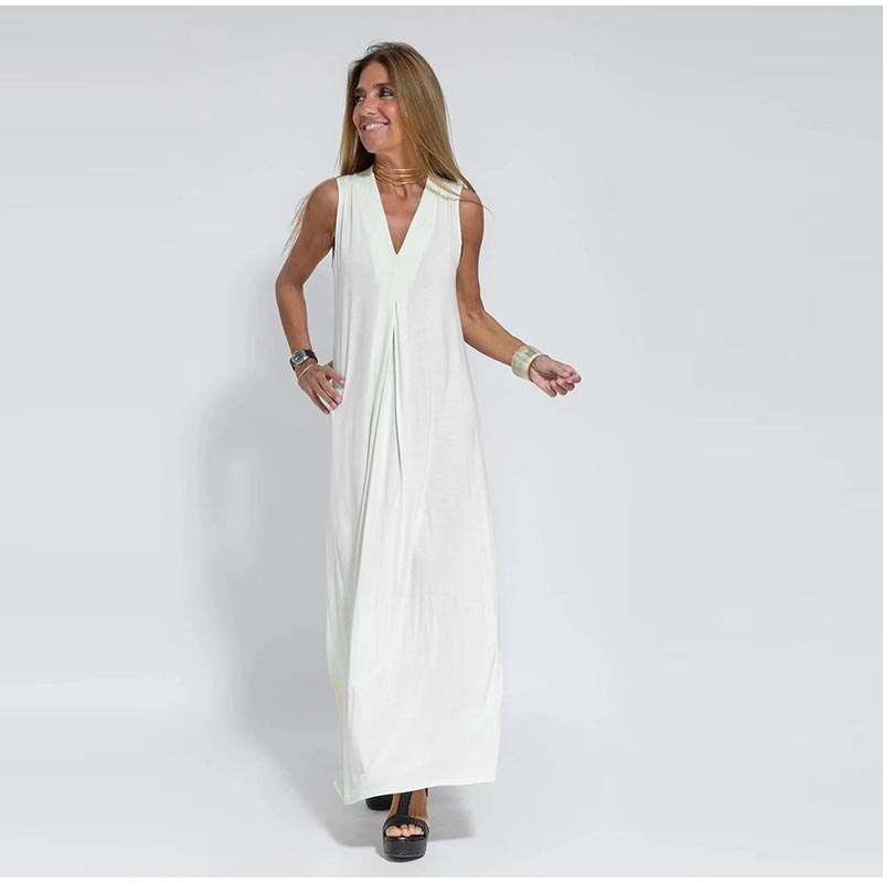Women’s shaping maxi dress with stretch fabric and body contour fit silhouette