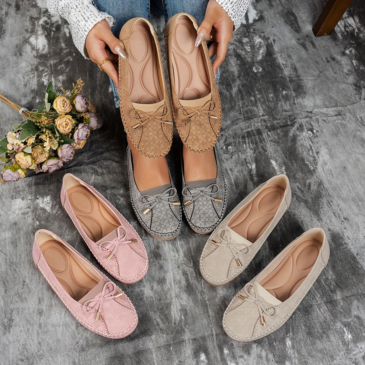 Women's Bow Detail Comfort Loafers - Sabine