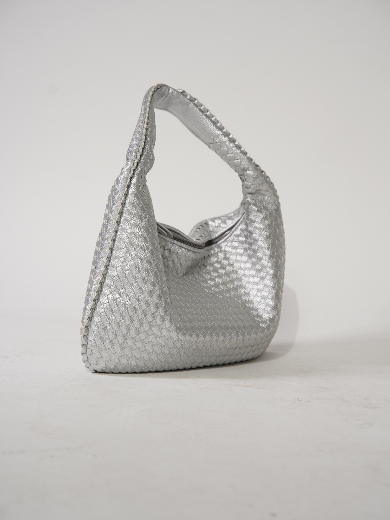 One-Shoulder Chic Bag | Samara