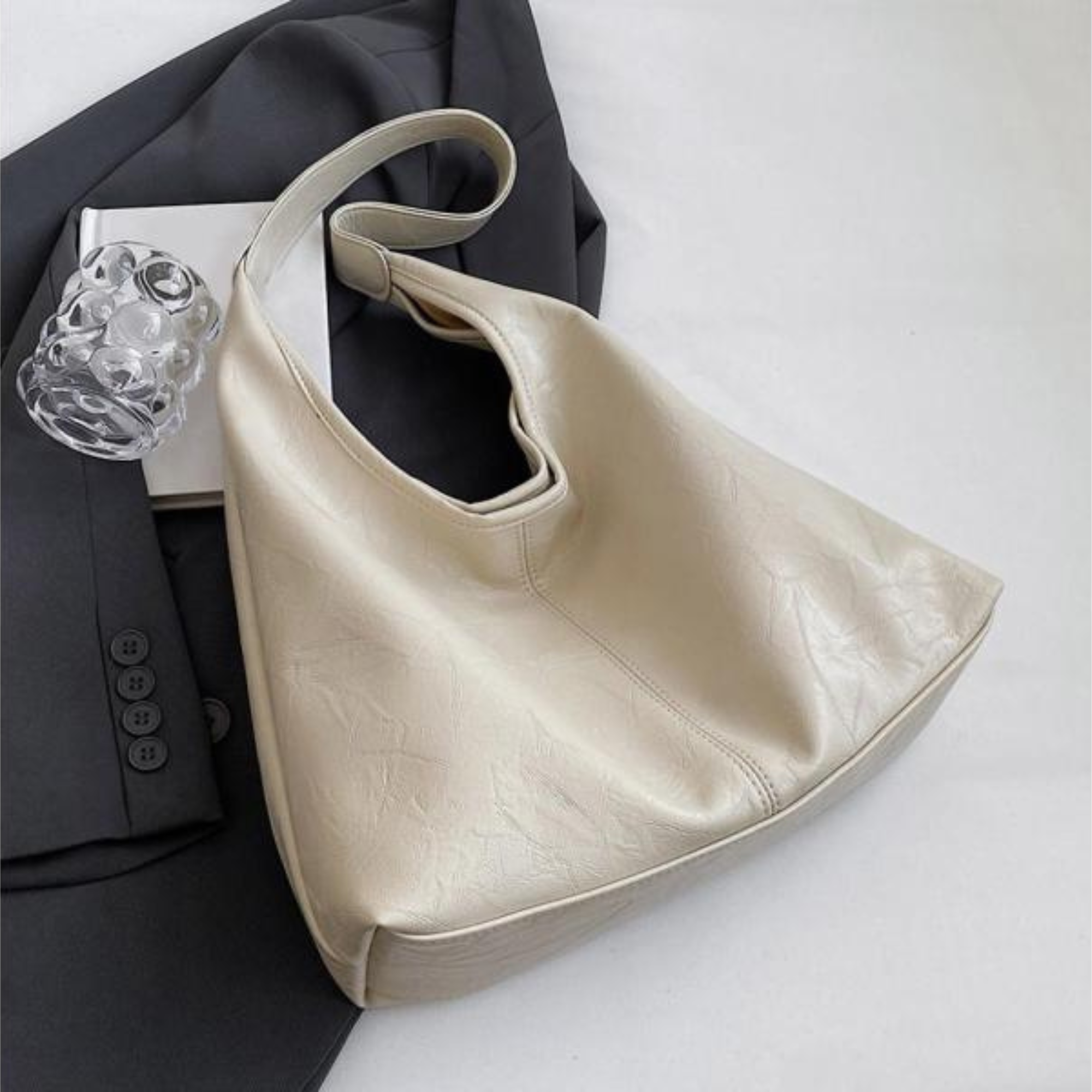 Vintage-Inspired Distressed Leather Tote | Kairi