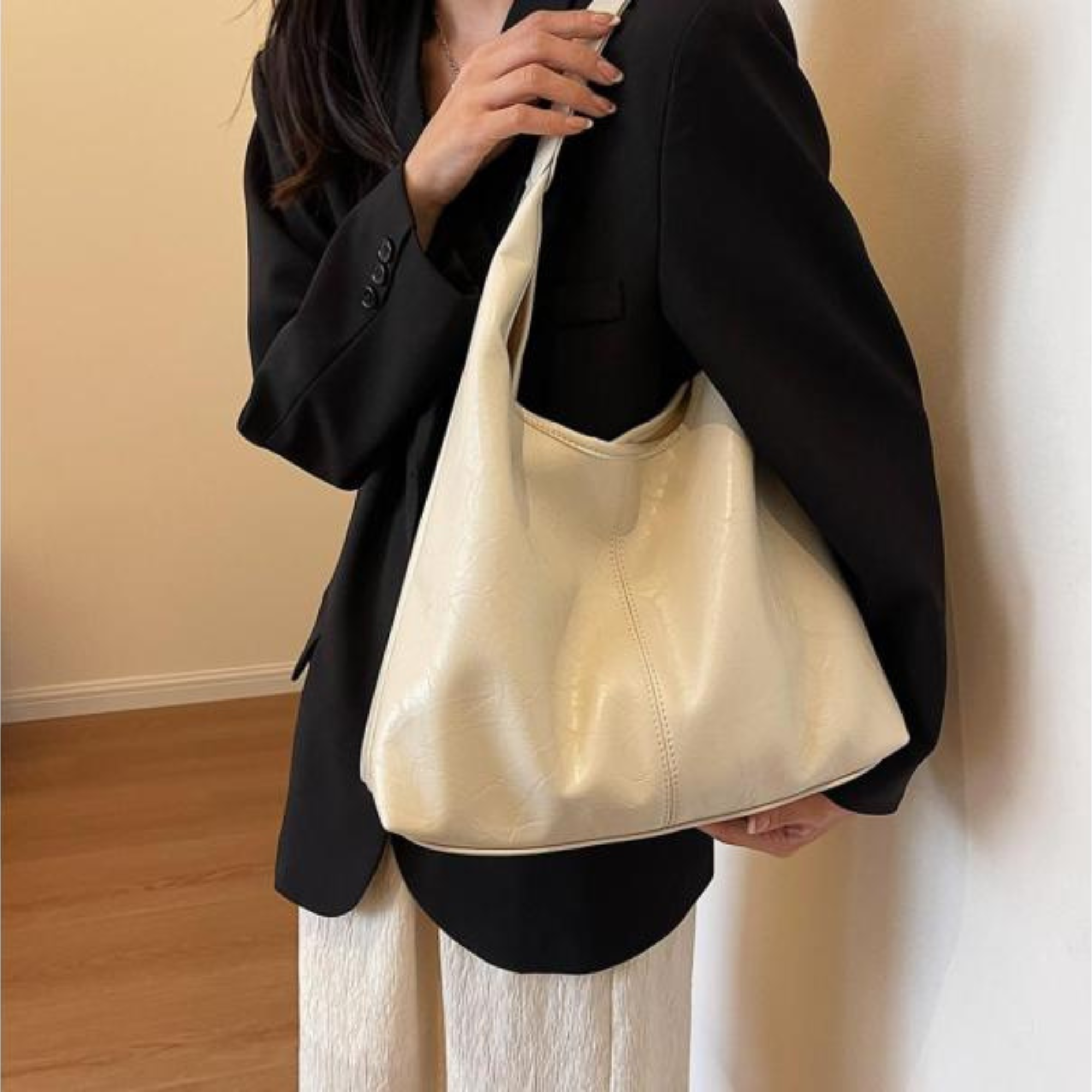 Vintage-Inspired Distressed Leather Tote | Kairi