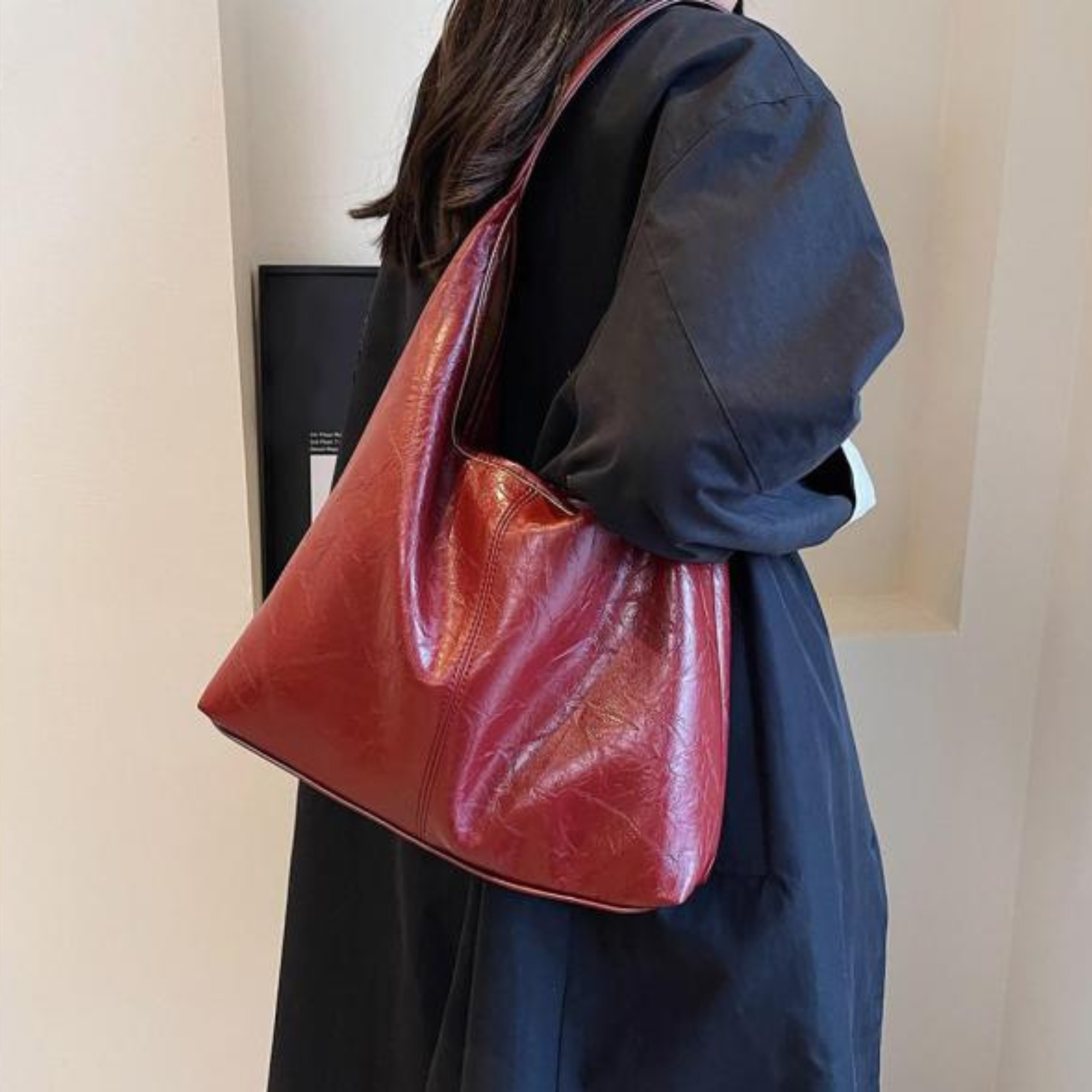 Vintage-Inspired Distressed Leather Tote | Kairi