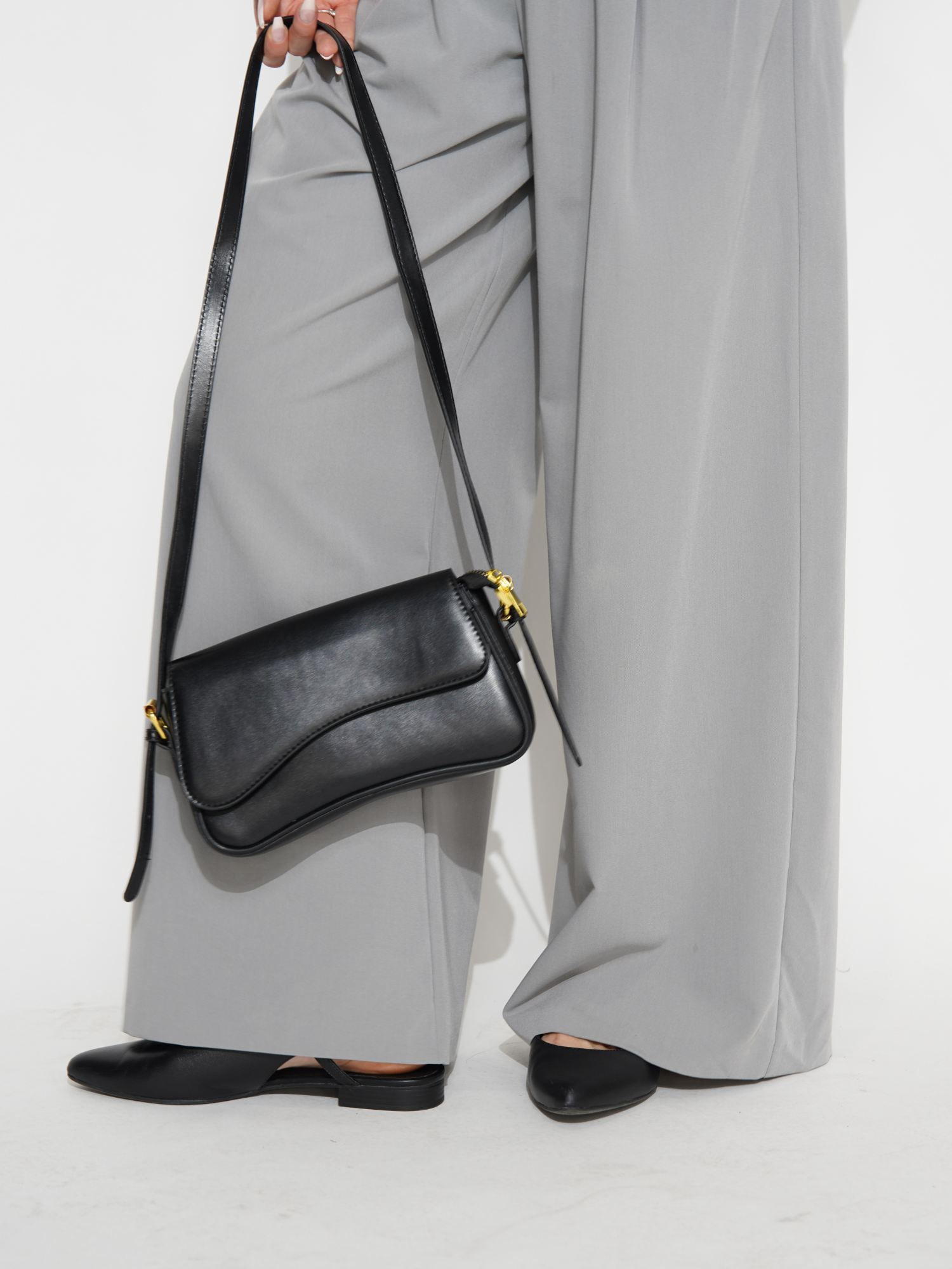 Chic Handbag | Meadow