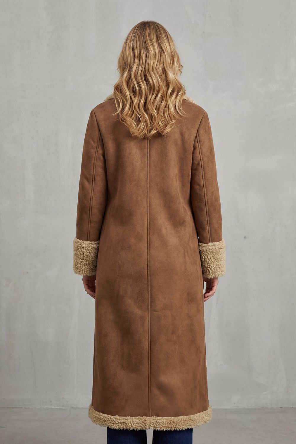 Women's Long Winter Coat with Shearling Lining - Selvion
