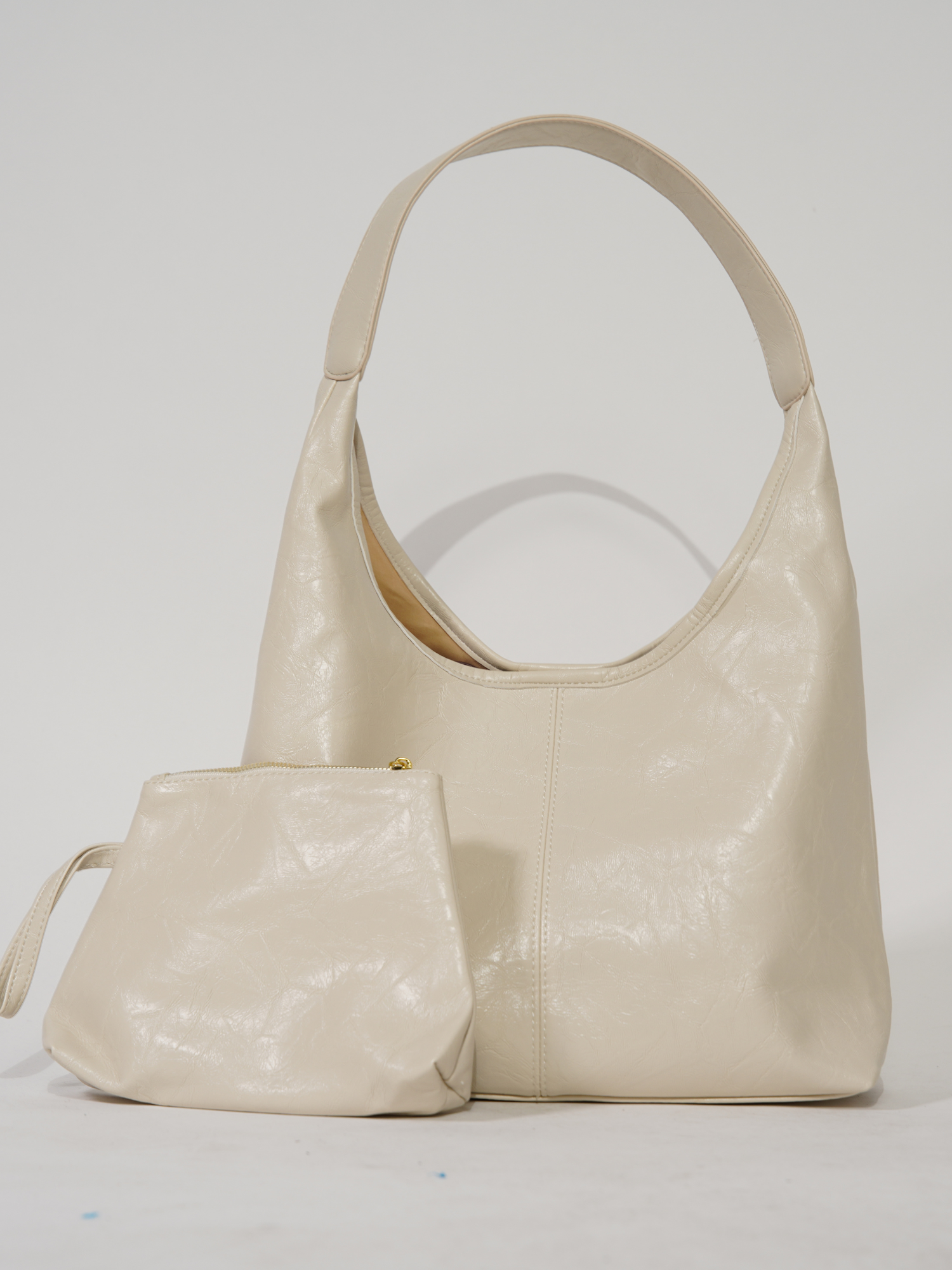 Vintage-Inspired Distressed Leather Tote | Aurelia